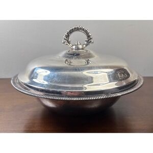 WM Rogers Silverplate Round Covered Vegetable Server with Pyrex 023 Glass Insert